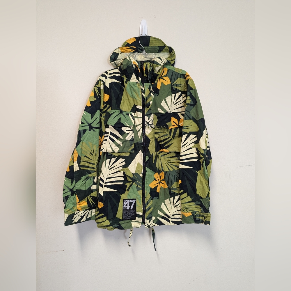 LRG Lifted Research Group Light Jacket Tropical Camouflage NWT Hooded Blemishes